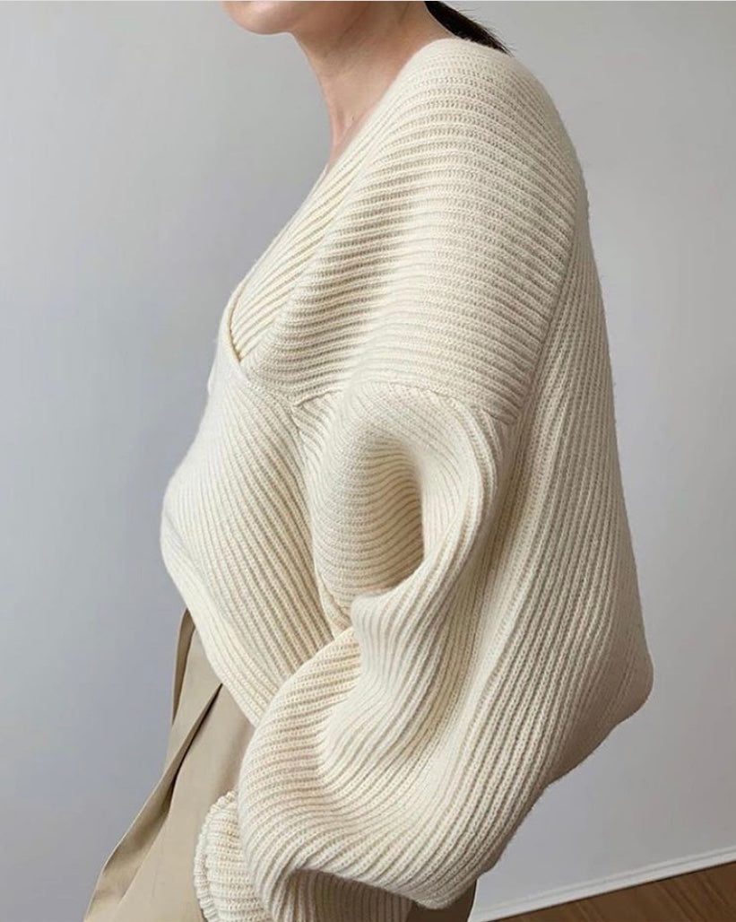 Amira™ | Maille classique avec finition croisée élégante