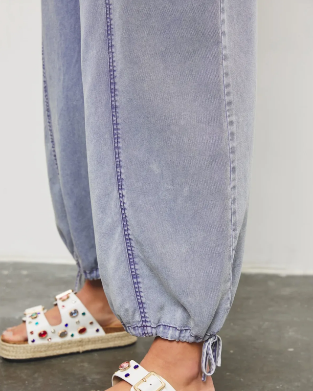 Chloé™ | combinaison à fines bretelles et taille froncée pour femme