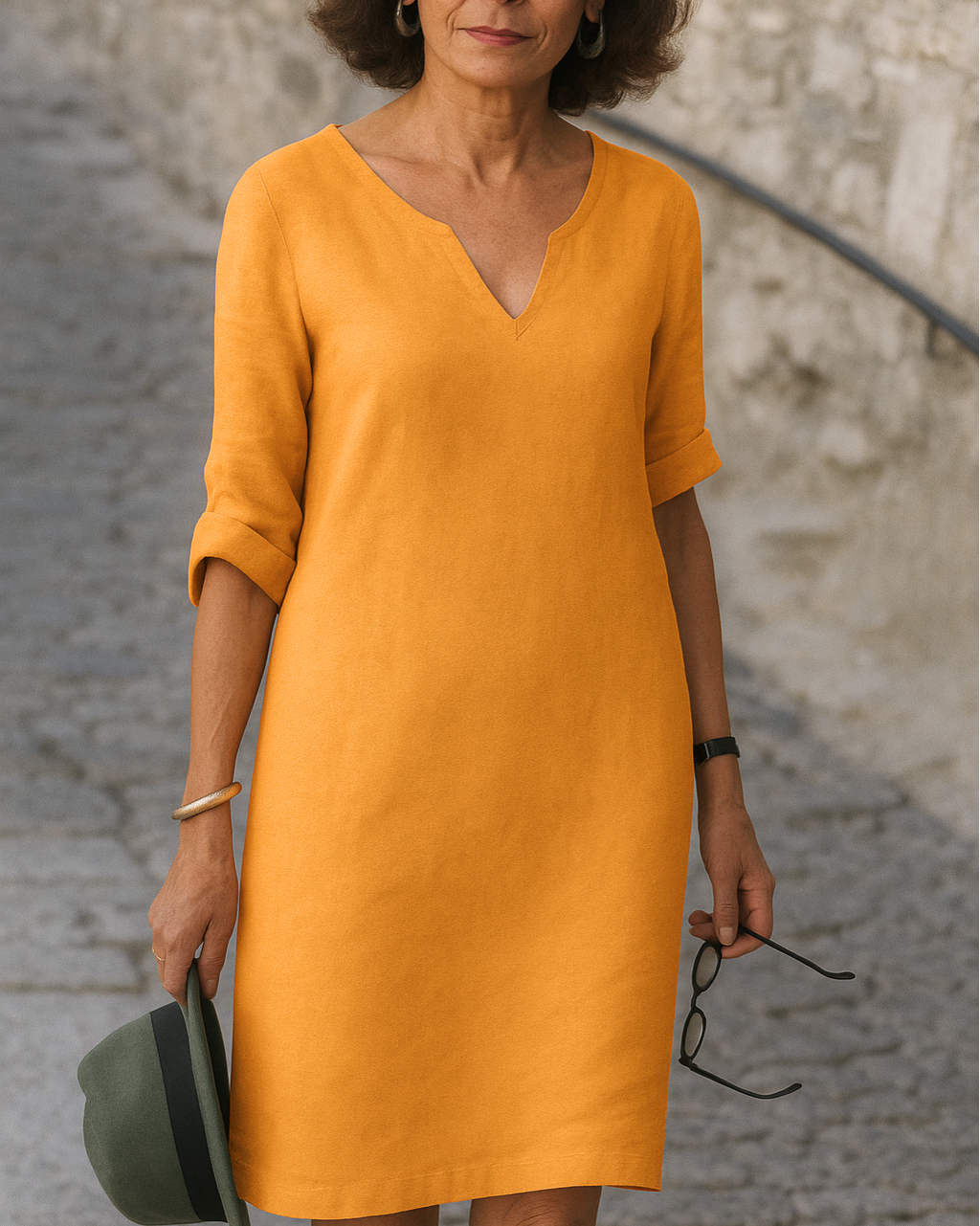 Noémie™ | Élégante robe à col en V