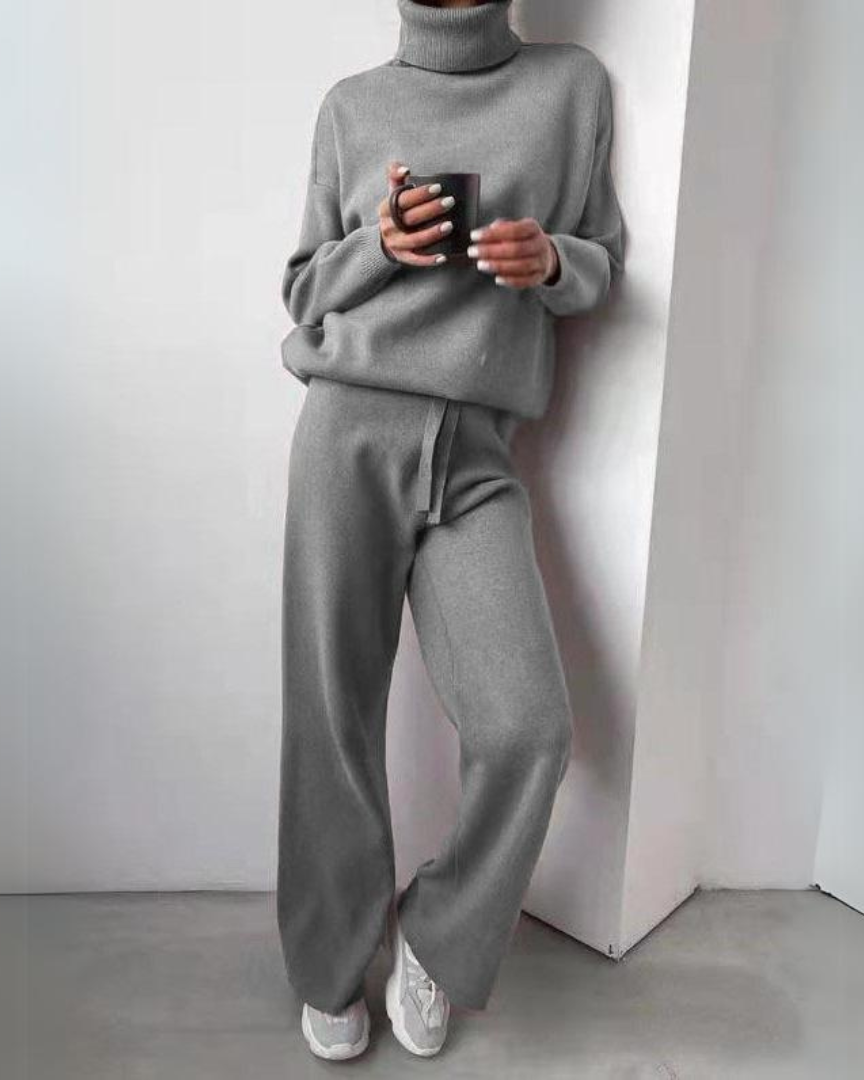 Karina – ensemble 2 pièces chic avec col roulé et pantalon élégant