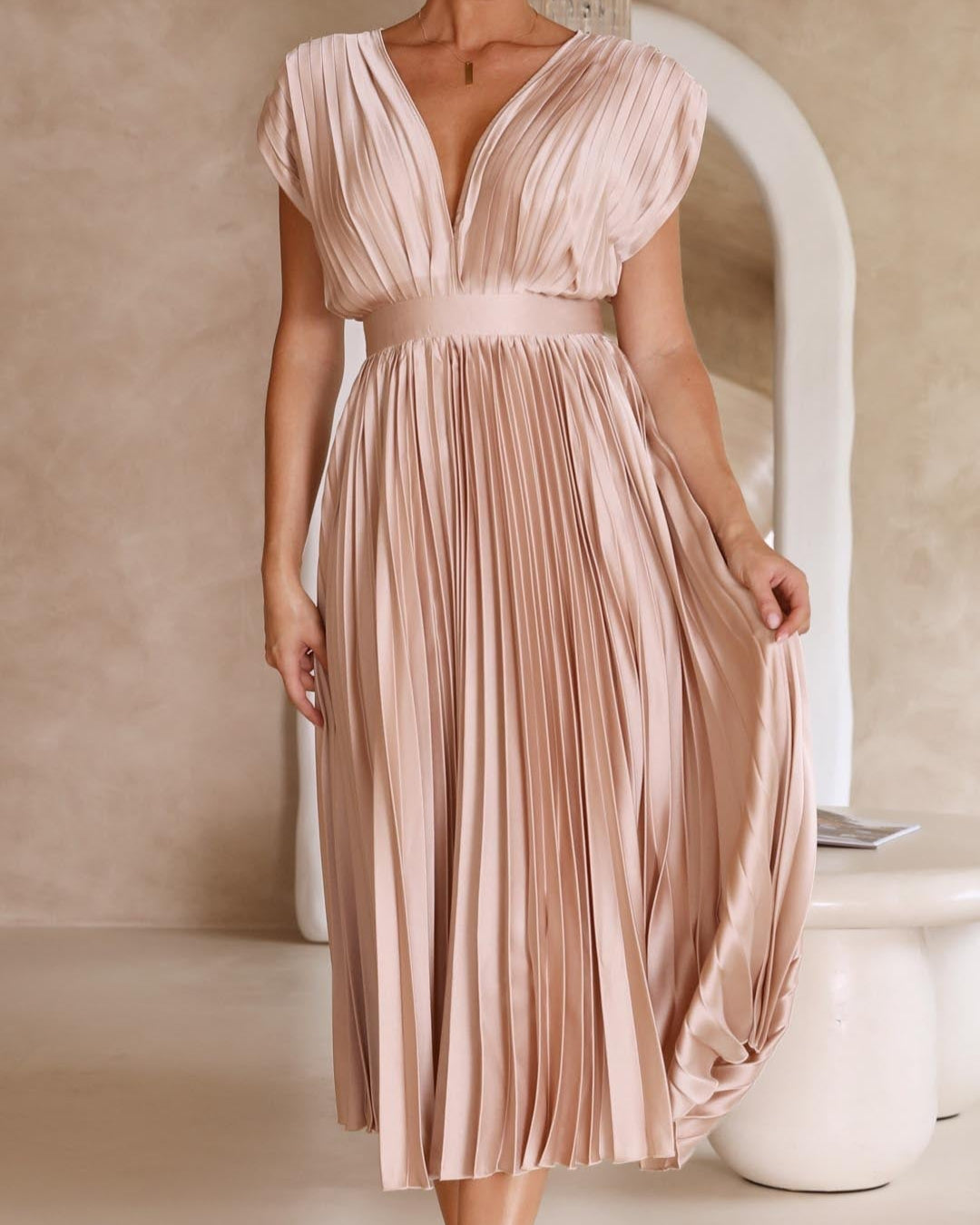 Éternelle™ | Robe Élégante Plissée