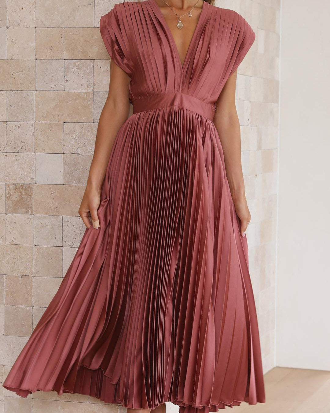 Éternelle™ | Robe Élégante Plissée
