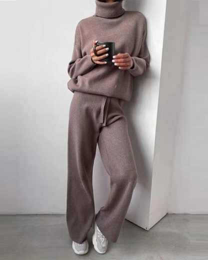 Karina – ensemble 2 pièces chic avec col roulé et pantalon élégant